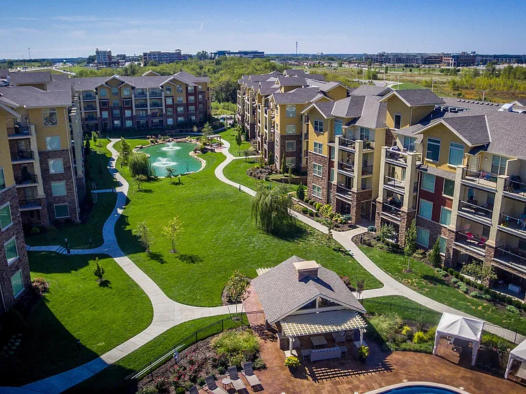 WaterCrest at City Center — Photo 35