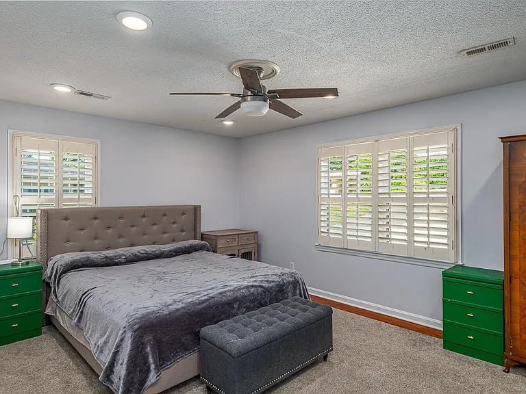 3902 Laird Ln — Photo 14