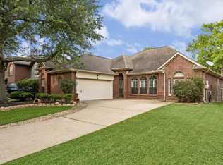 314 Bay Spring Dr, League City, TX 77573