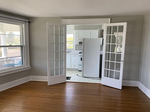 4th image of 47 Seaview Ave #1