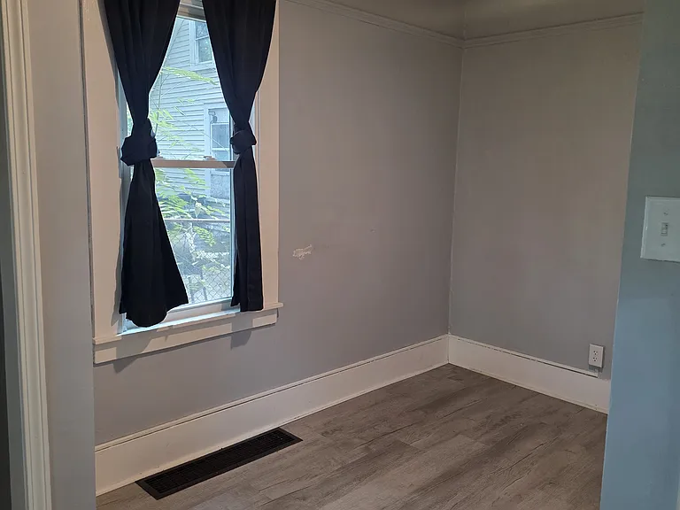 1008 N Townsend St #3 — Photo 9