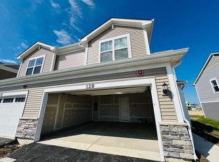 128 Henderson St, Oswego, IL 60543