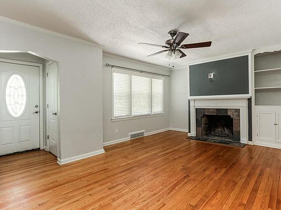 3rd image of 5207 Cedar St