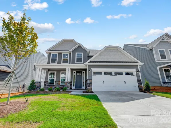 124 Summerhill Dr #19, Mooresville, NC 28115