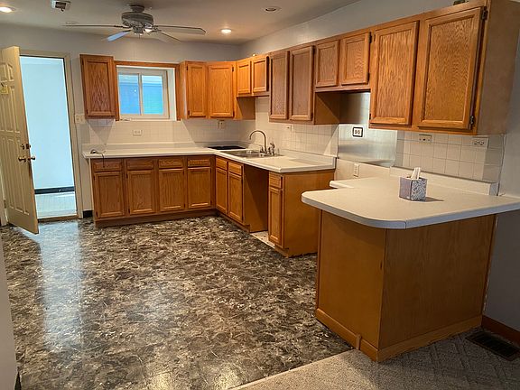 4th image of 2939 S Parnell Ave