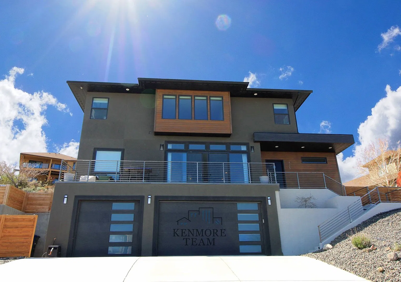 3 Bedroom, 2.5 Bath plus Office Home in Richland — Photo 1