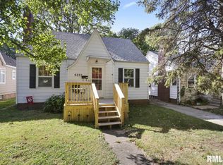 2537 S 6th St, Springfield, IL 62703