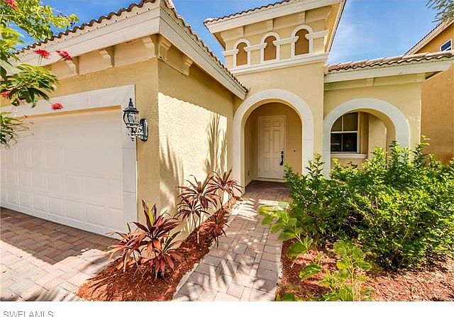 1st image of 10136 N Silver Palm Dr