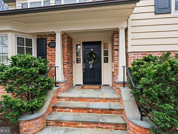 3rd image of 5310 Elliott Rd