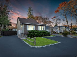 130 Dare Rd, Selden, NY 11784