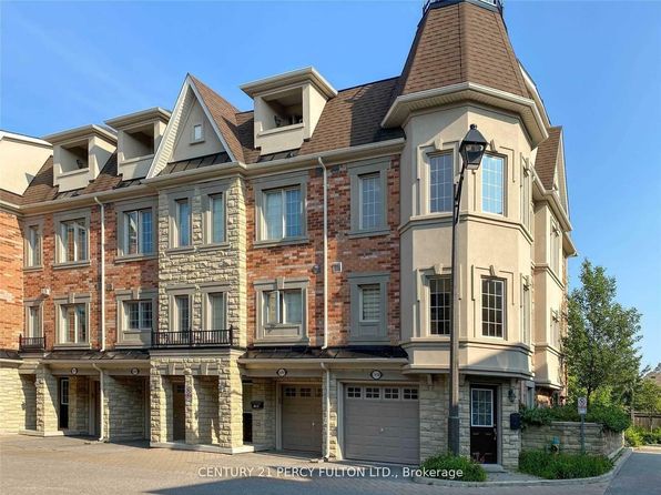 169 Finch Ave E #E, Toronto, ON M2N 4R8