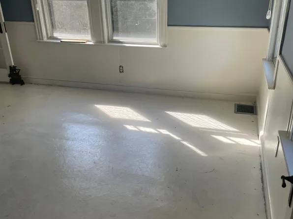 3 Madison St, Haverhill, MA 01830
