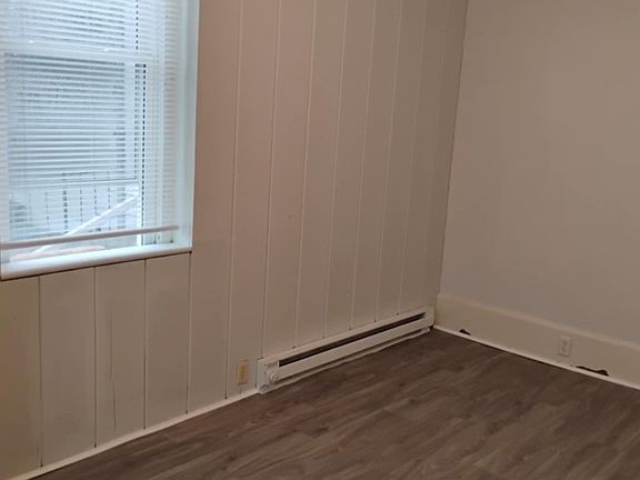 3rd image of 203 Randolph Ave #3