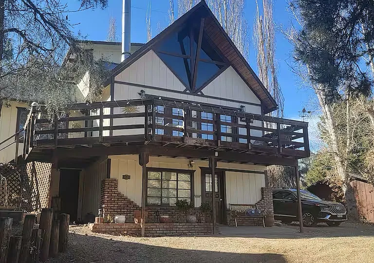 1321 Pinetree Dr — Photo 10