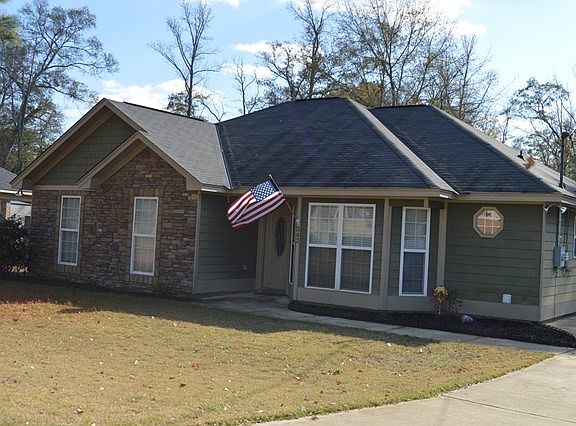 3rd image of 342 Lee Road 2008