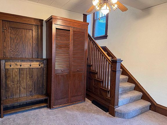 3rd image of 215 Clarence Street