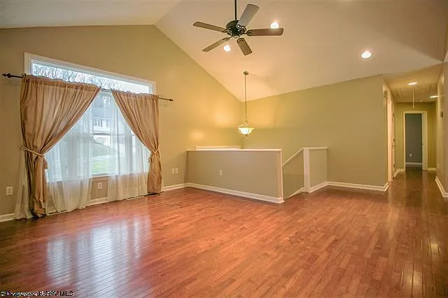 2054 Pinecrest Dr — Photo 5