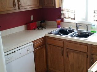 314 Holiday Cir #65, West Des Moines, IA 50265