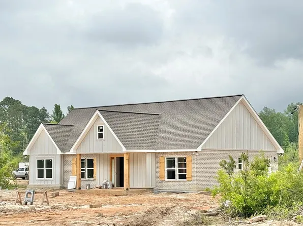 434 Monroe Breeland Rd, Poplarville, MS 39470