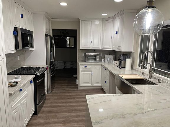 5th image of 5547 Dunsburry Ct