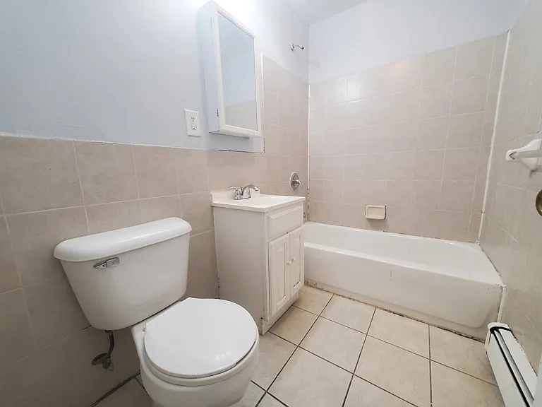 205 Union St #2 — Photo 3