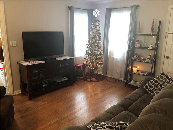 4th image of 11315 Highridge Dr