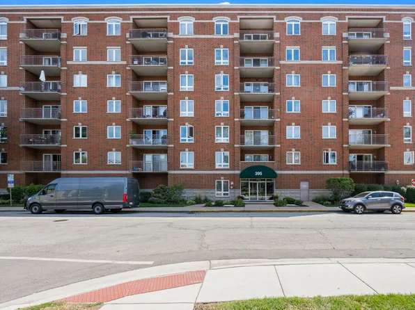 395 Graceland Ave Unit 207, Des Plaines, IL 60016