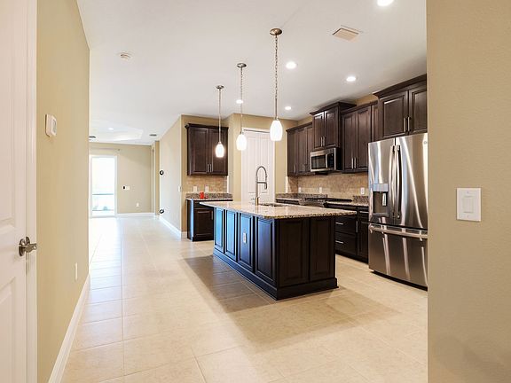 4th image of 10112 Lake Wales Cir