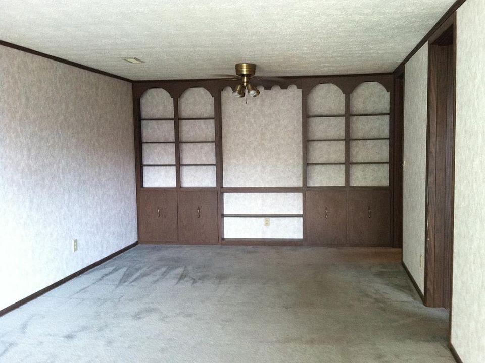 1st image of 1421 Lancaster St APT 100L