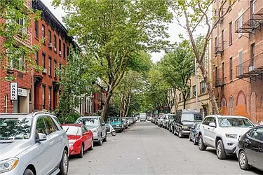 Sold by Avenue Sotheby's International Realty