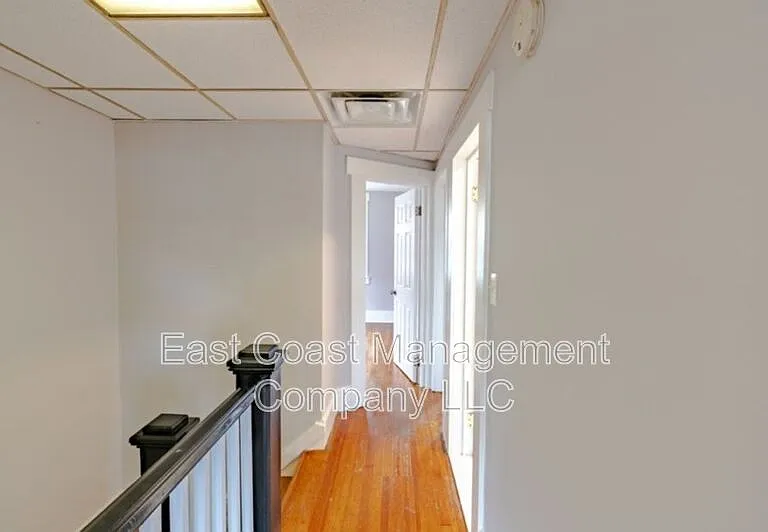 4231 Berger Ave — Photo 12