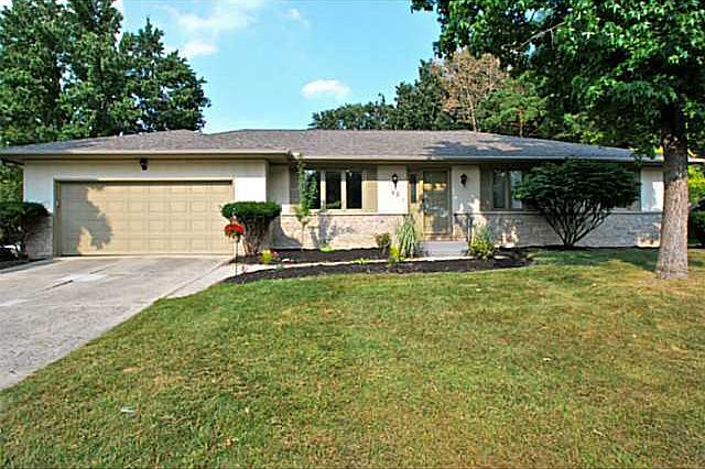 1st image of 42 Nadine Pl S