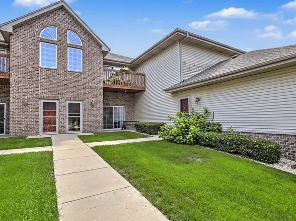 1010 Parkview Dr APT 2, Milton, WI 53563