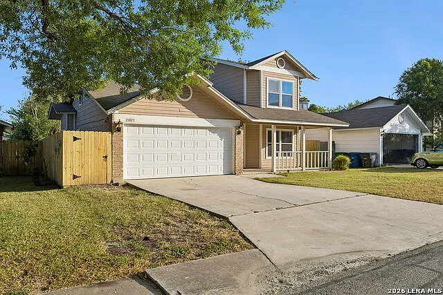 3 bed, 2.0 bath, 1390 sqft, $1,590 — Photo 3
