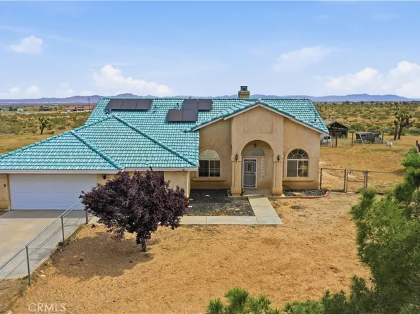 12035 Barbet Rd, Phelan, CA 92371