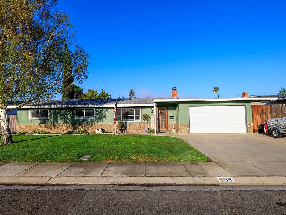 555 Curry Ave Modesto CA 95354 Zillow