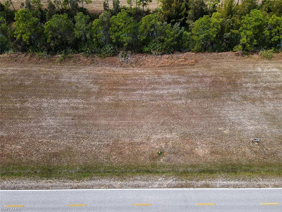 2nd image of 3344 Garden Blvd