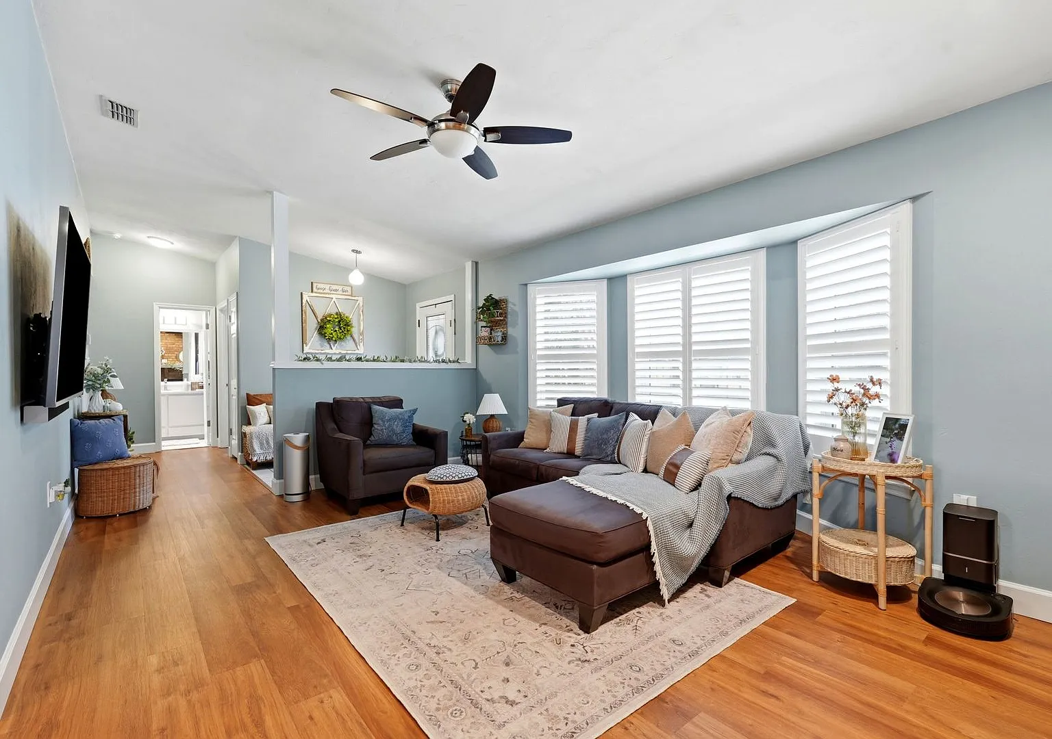 Upgrades Galore in NW Sunrise — Photo 3