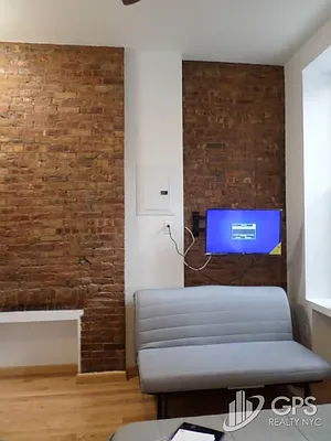 Rented by GPS Realty NYC | media 44