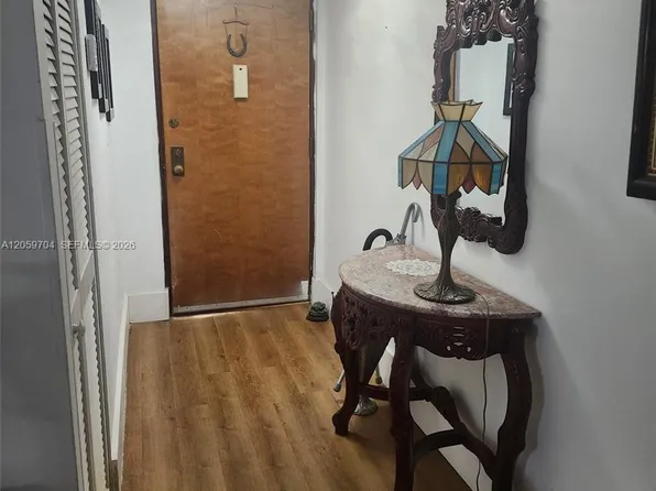 8810 SW 123rd Ct APT M103, Miami, FL 33186