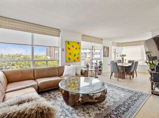 1131 Steeles Ave W #603, Toronto, ON M2R3W8