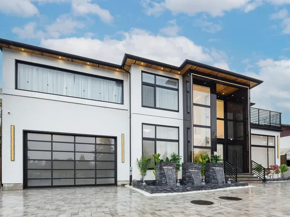 5385 Shelby Ct, Burnaby, BC V5G 1V3