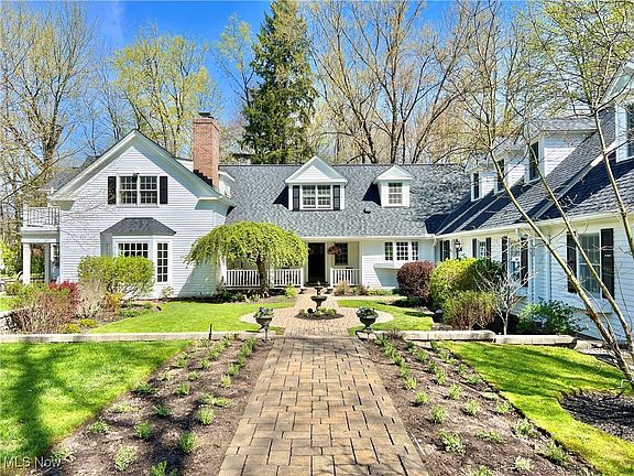 4th image of 7055 Hickory Ln