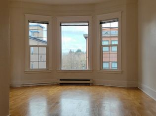1413 Queen Anne Ave N #12, Seattle, WA 98109