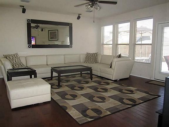 2nd image of 1904 Fairlake Dr