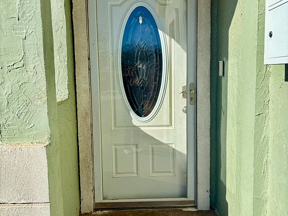 3rd image of 2224 36th St