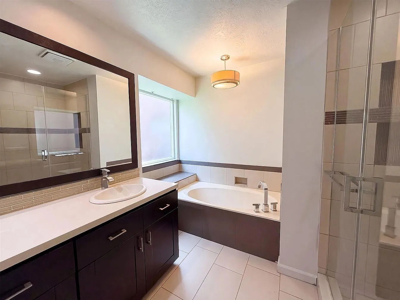 3 bed, 1675 sqft, $3,200 — Photo 4
