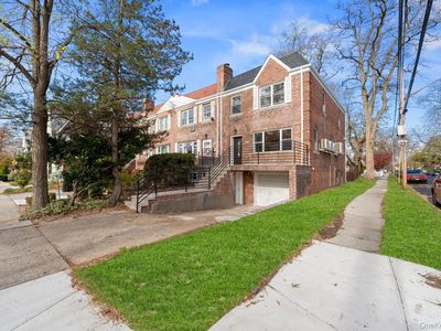 16419 32nd Avenue, Flushing, NY, 11358