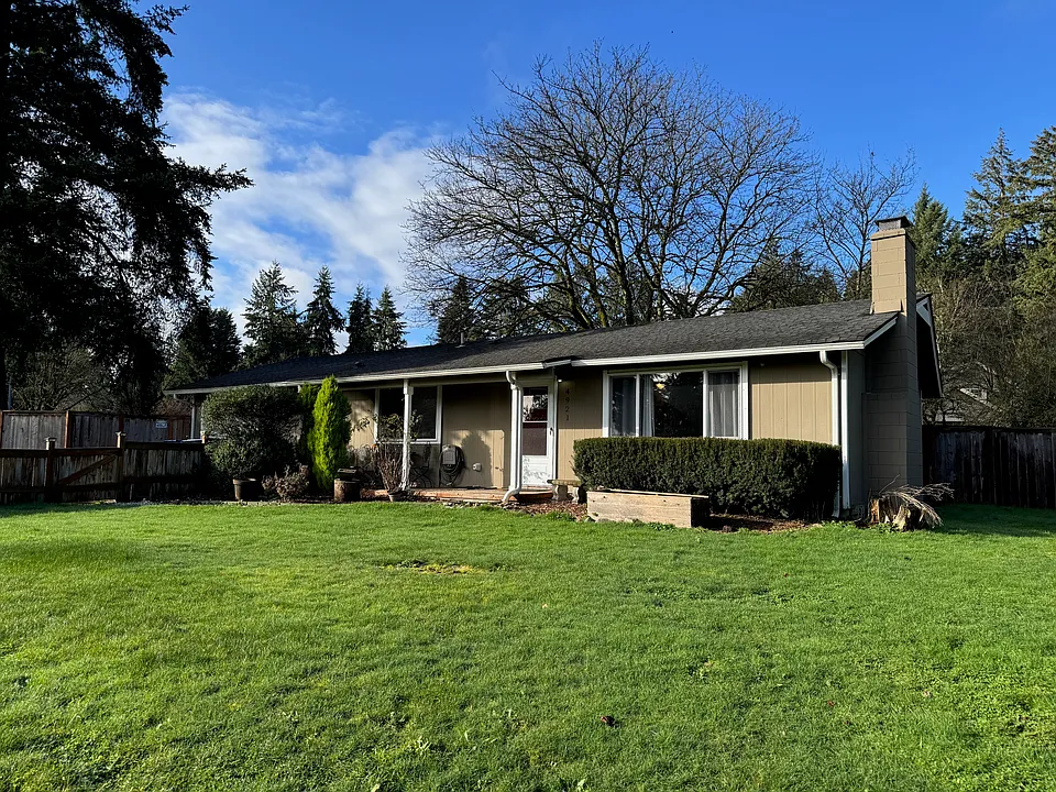 4921 236th Pl SE
