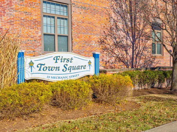 33 Mechanic Street #206, Windsor, CT 06095